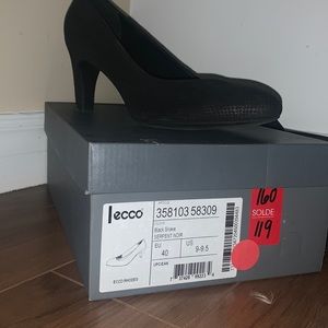 ecco black shoes